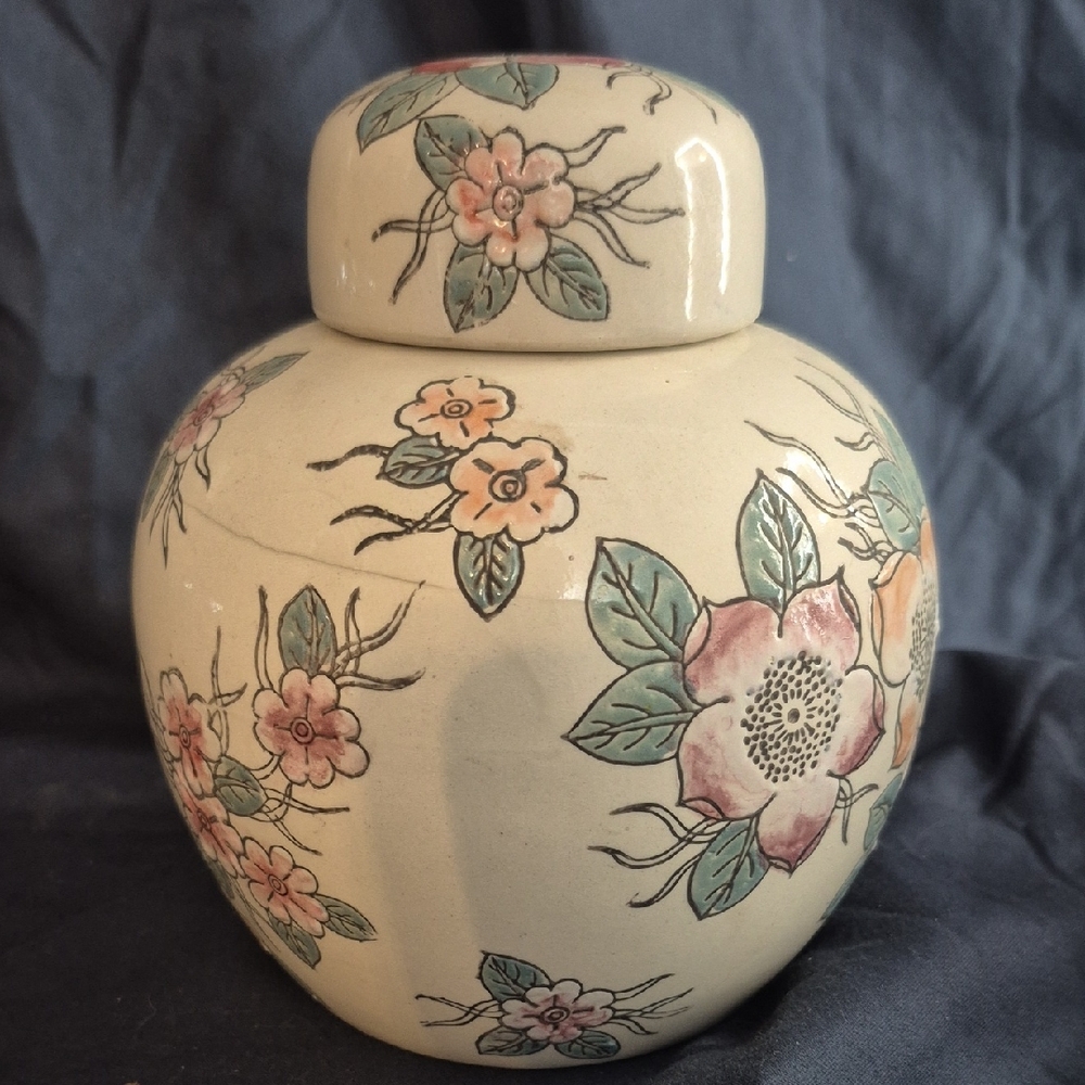 Elegant Floral Ceramic Jar with Lid